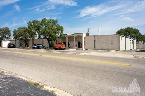 603 - 609 West Rhapsody Dr