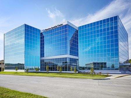 Office space for Rent at 1900 North Loop West in Houston