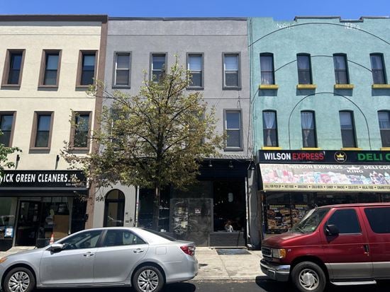 105 Wilson Ave