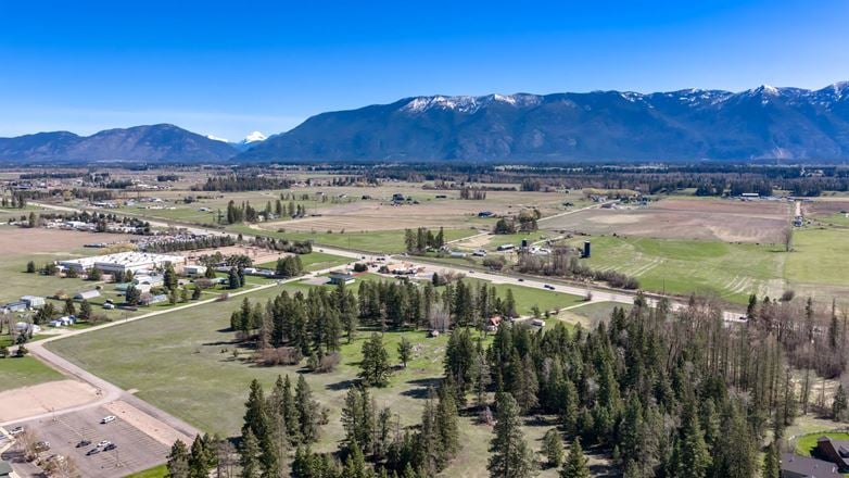 3796 Highway 2 E