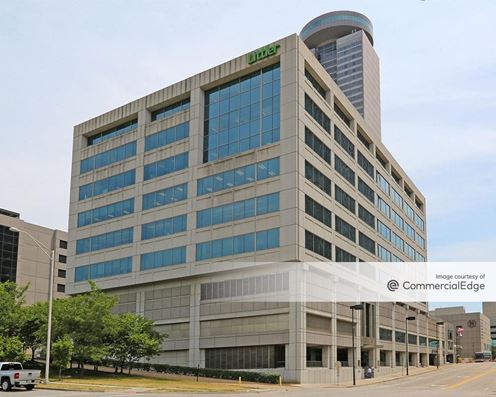 Crown Center - 2301 McGee