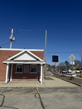 East Main Plaza