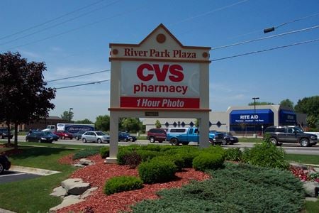 Retail space for Rent at Located on the Southeast corner of 21 Mile and Romeo Plank Rd, in Macomb Township, MI  in Macomb Township