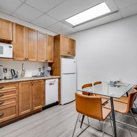 Suite 512 Space Photo Gallery 7