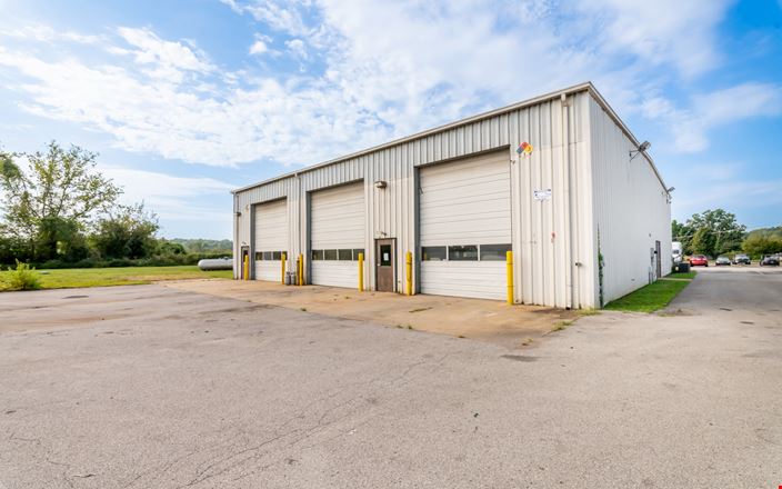 2903 S English Station Rd