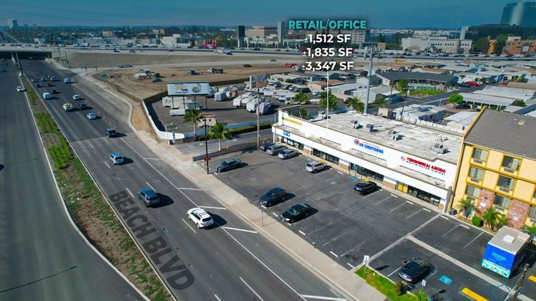 Beach Blvd & 405 Retail Center