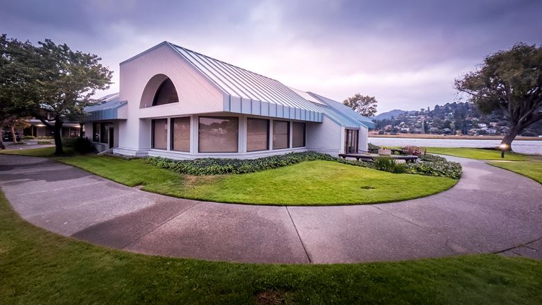 Shelterpoint Business Center Building 4000