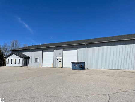 3520 Rennie School Rd - Traverse City