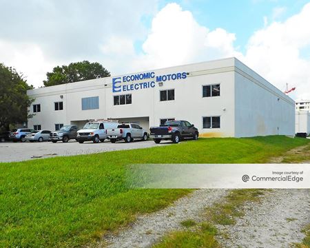 Industrial space for Rent at 4055 NW 79th Avenue in Miami