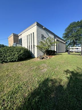 Alexis Professional Building