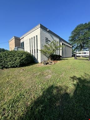 Alexis Professional Building