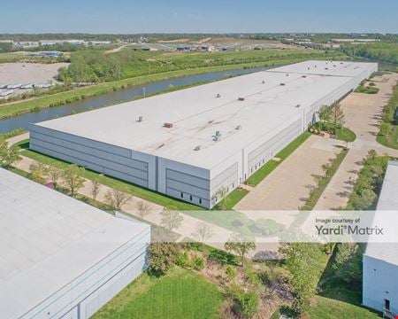 Industrial space for Sale at 13330 Lakefront Dr. in Earth City