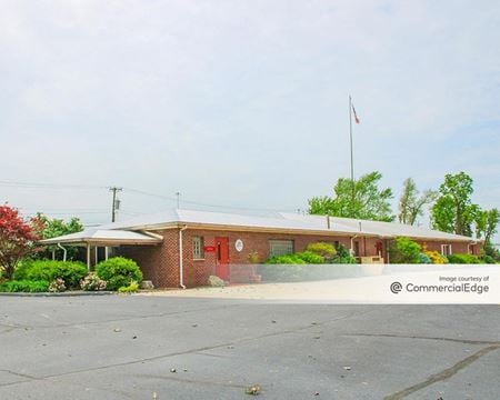 Photo of commercial space at 411 Lemoyne Road in Northwood