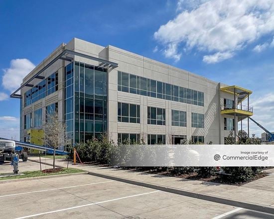 121 Commerce Center - TERRA