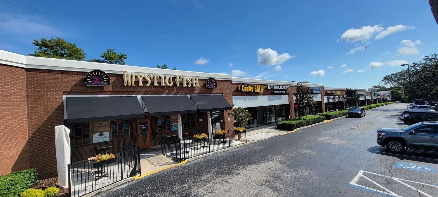 Shoppes at Highland Lakes