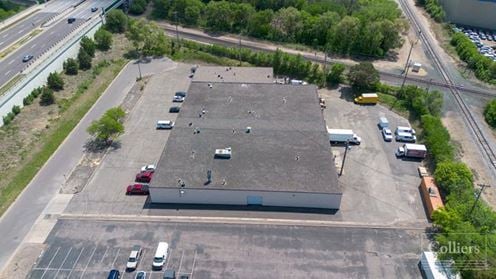 27,600 SF Industrial Building For Sale or Lease