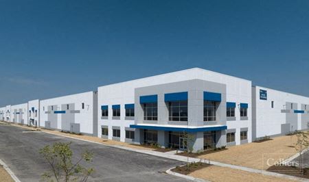 Industrial space for Rent at Sanders Rd in Glenview