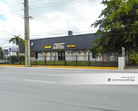 Airport International Center - 5501-5595 NW 72nd Avenue