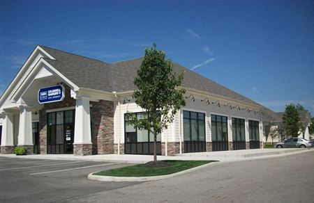 Photo of commercial space at 960 N Hamilton Rd in Gahanna