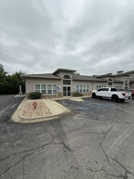 Retail space for Rent at 610 NW Yennie St in Grain Valley