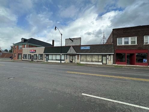 2036 S Park Ave - New Price! 8,534+/- SF RETAIL SPACE