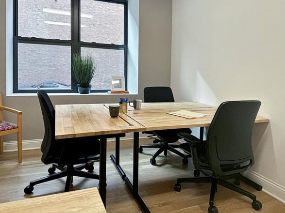 Regus - Chicago - N Green St
