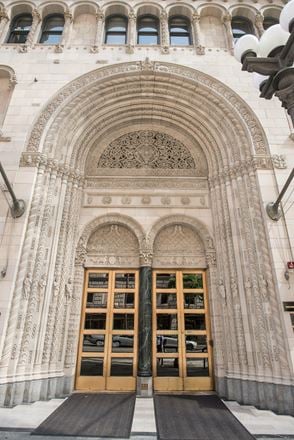 811 West 7th Street