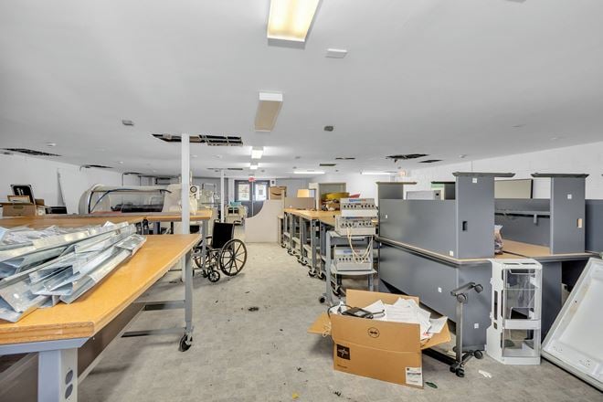 462 Furys Ferry Rd | ±12,000 SF Medical Office for Lease