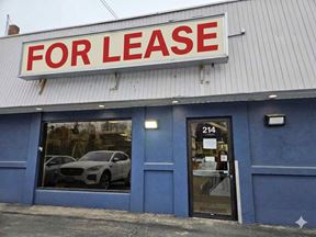 2733+/- Retail Space Available