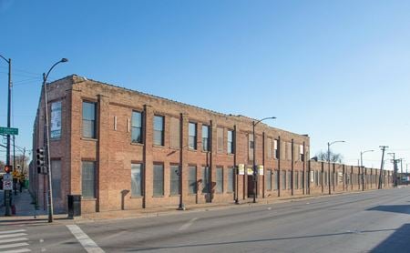 Industrial space for Rent at 4401 W Ogden Ave in Chicago