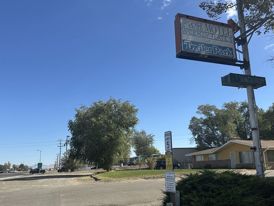 F & H Trailer Court & Motel