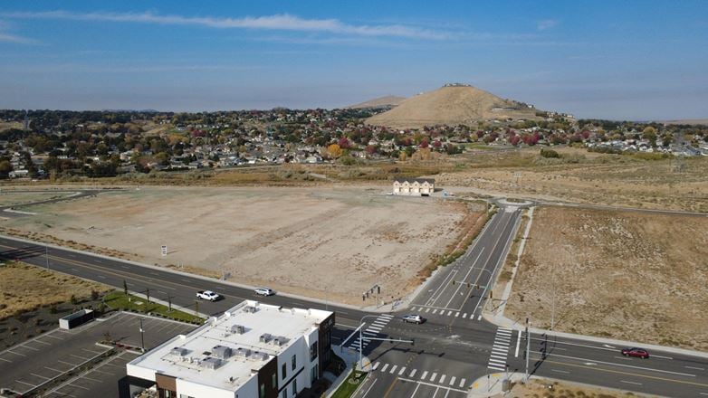 10th & Clearwater Commercial Lots