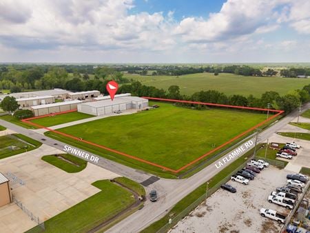 Industrial space for Sale at 129, 135 Spinner Dr in Broussard