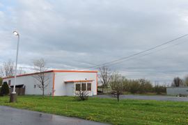 Route 11 Free-Standing Commercial Building