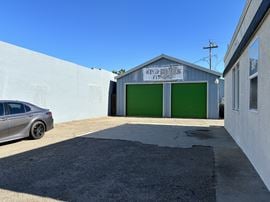 113 W Main St