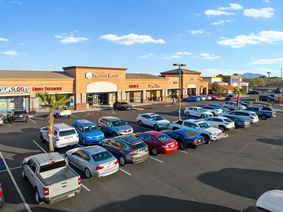 Lindsay Square Shops