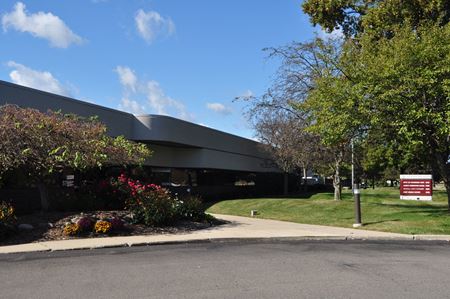 Delta Professional Business Center - Sterling Heights