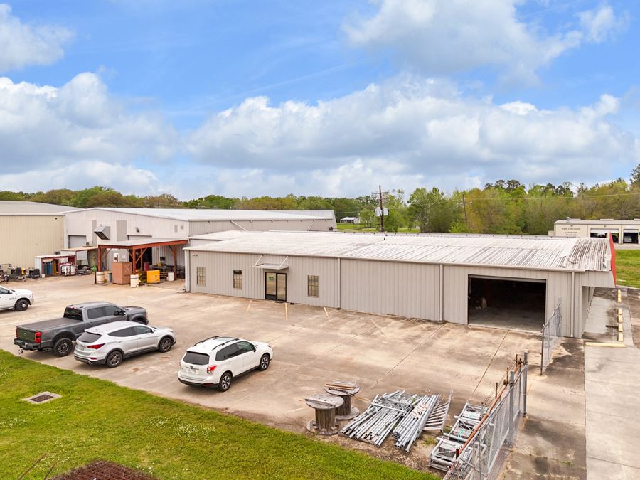 Office/Warehouse with Cranes & Hwy 74 Visibility