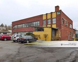 395 Broad Avenue