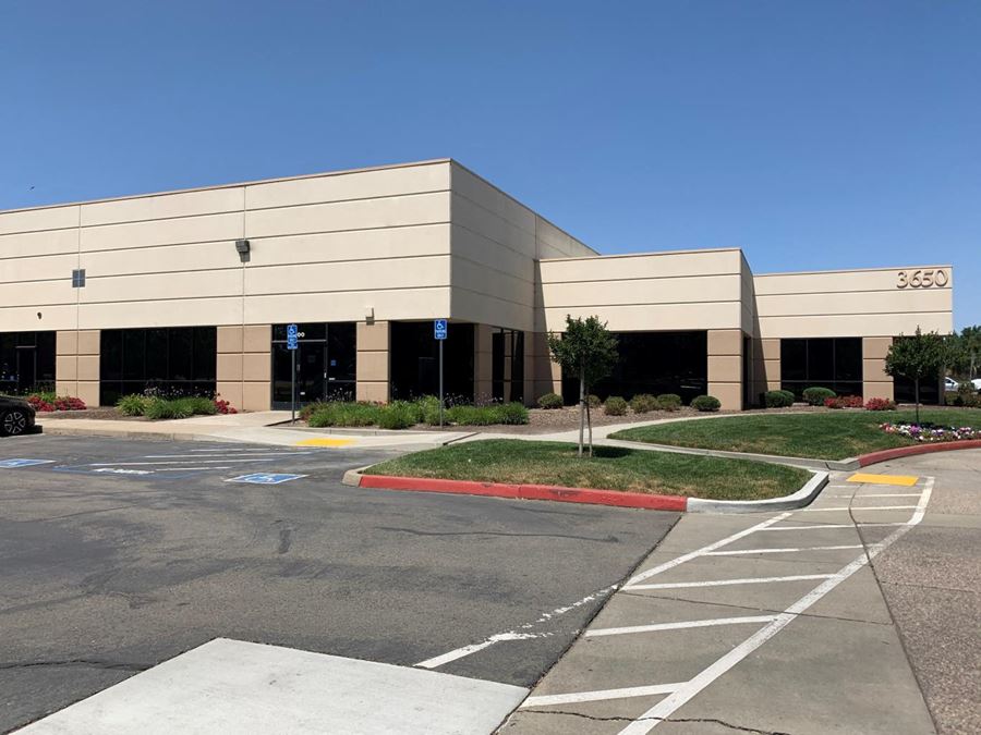 3650 Industrial Blvd, West Sacramento - Industrial Space For Lease