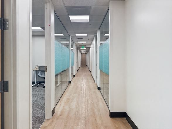 Regus - Lakewood - Wadsworth Blvd