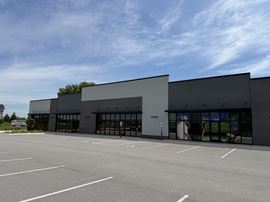 2584-2588 Middle Rd