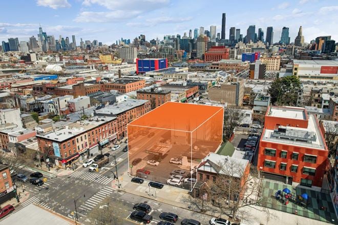 3rd & 9th Development
