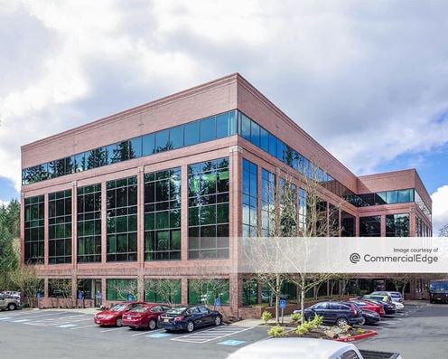 Kruse Woods Corporate Park - 4800 Meadows