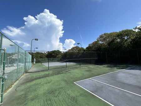 Photo of commercial space at 76800 Overseas Hwy in ISLAMORADA