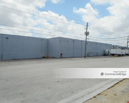 Industrial space for Rent at 6750 NW 79th Avenue in Miami