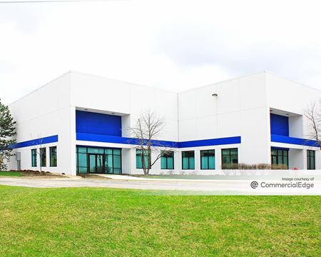 Industrial space for Rent at 335 West Crossroads Pkwy in Bolingbrook