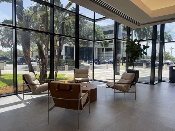 Governors Square: Spessard Holland Building
