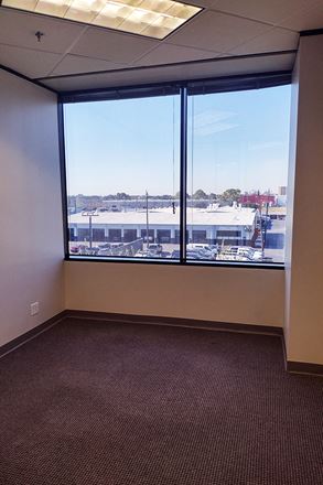 Workstyle Flexible Spaces - 6671 Southwest Freeway