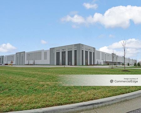Industrial space for Rent at 3374 Plainfield Road in Indianapolis